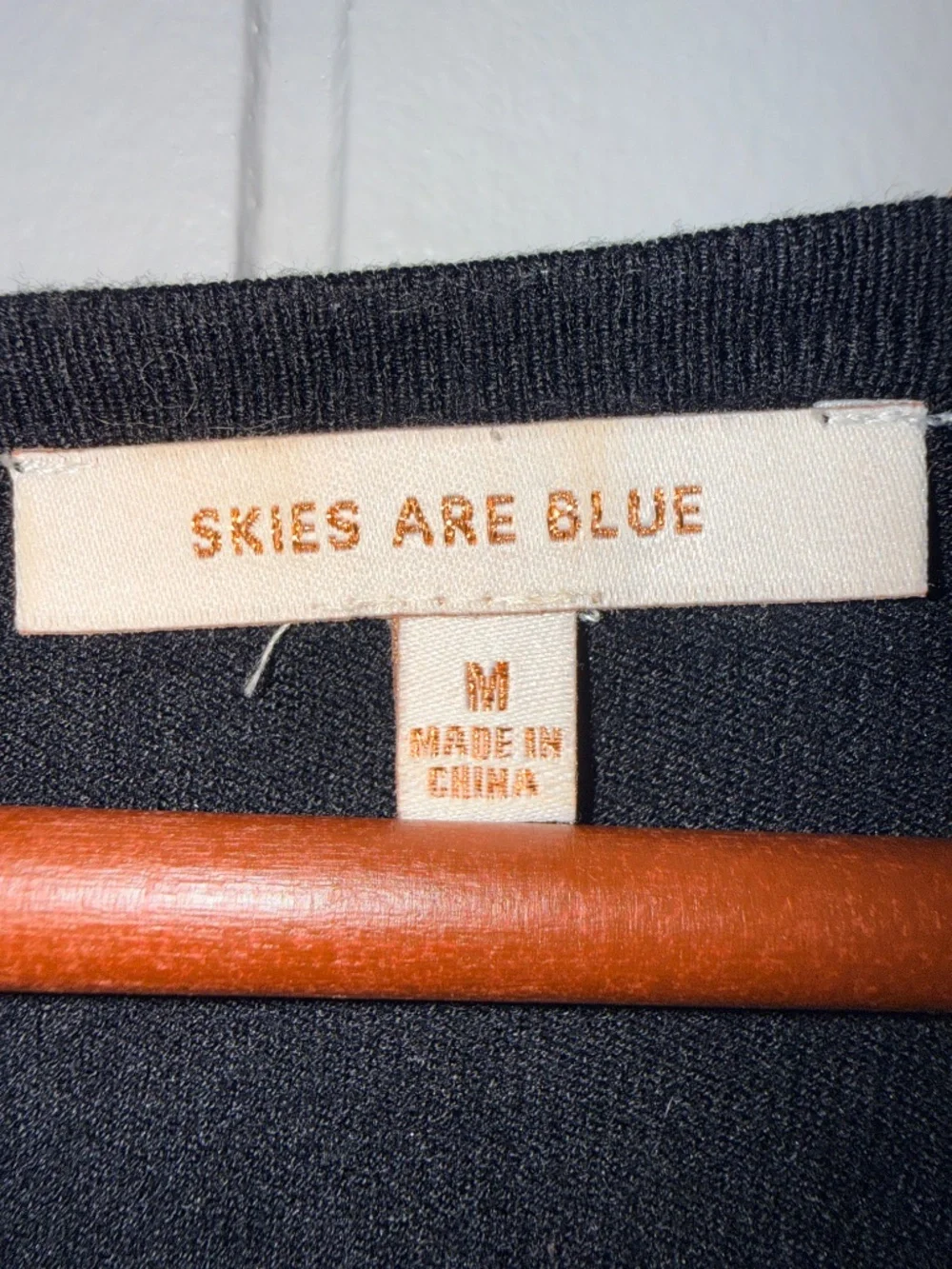 Skies Are Blue M Black V Neck Sweater Gold Button Split Cuff